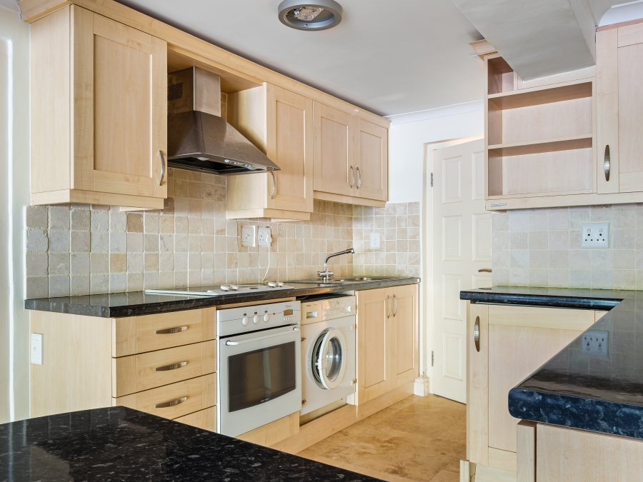 5 Bedroom Property for Sale in Leisure Isle Western Cape